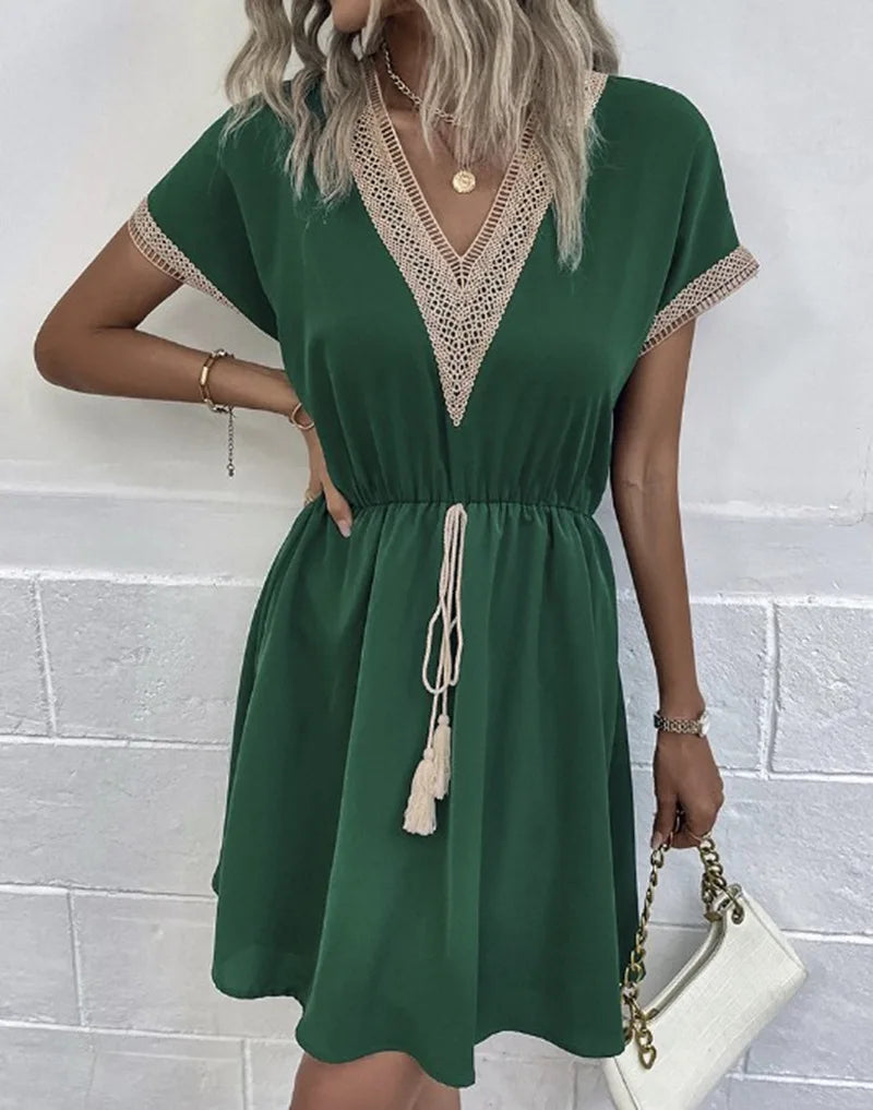 Fresh Sweet Short Lace V-neck Waist Panel Skirt Midi Dresses