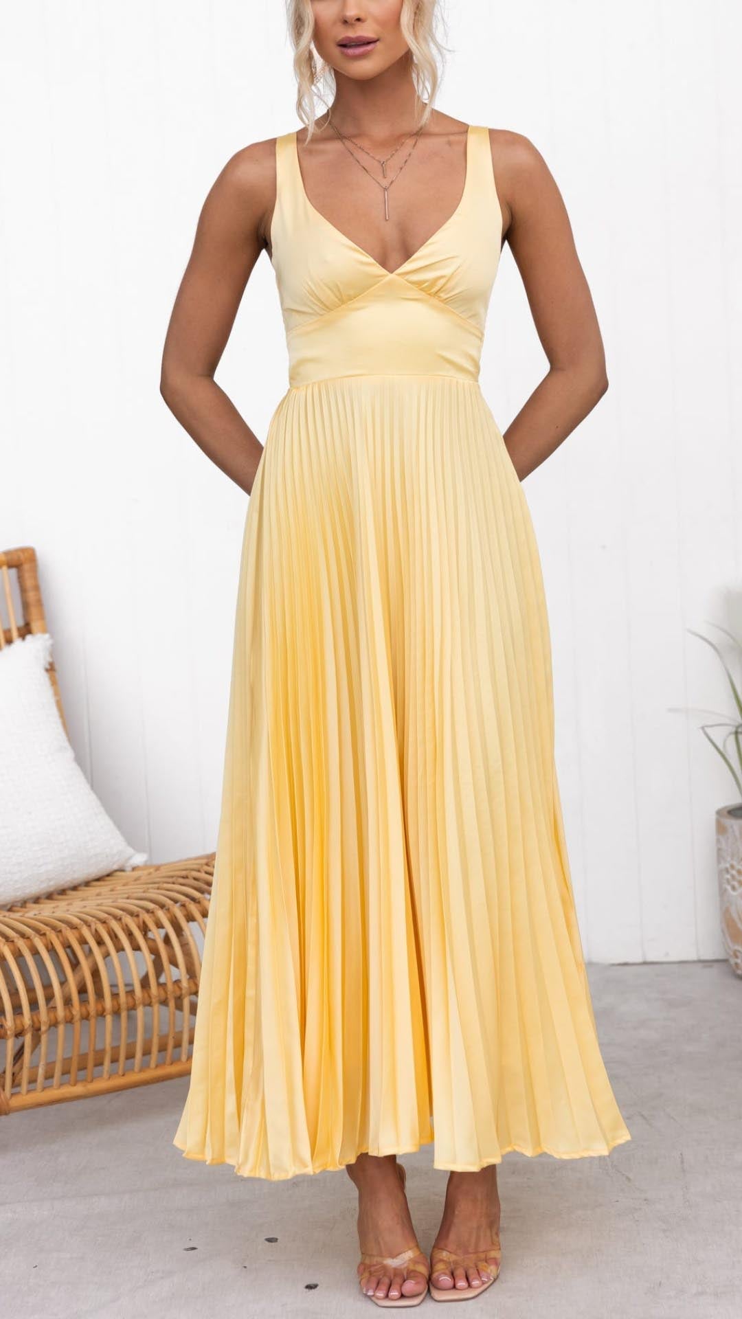 Lucy | Pleated V-neck Maxi Dress