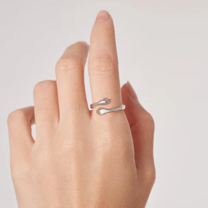 Hug Ring to Mom
