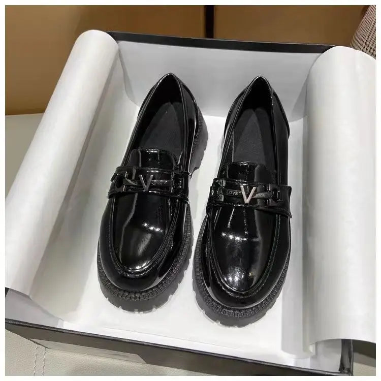 British Style Retro Patent Leather Buckle Hedging Flats Loafers