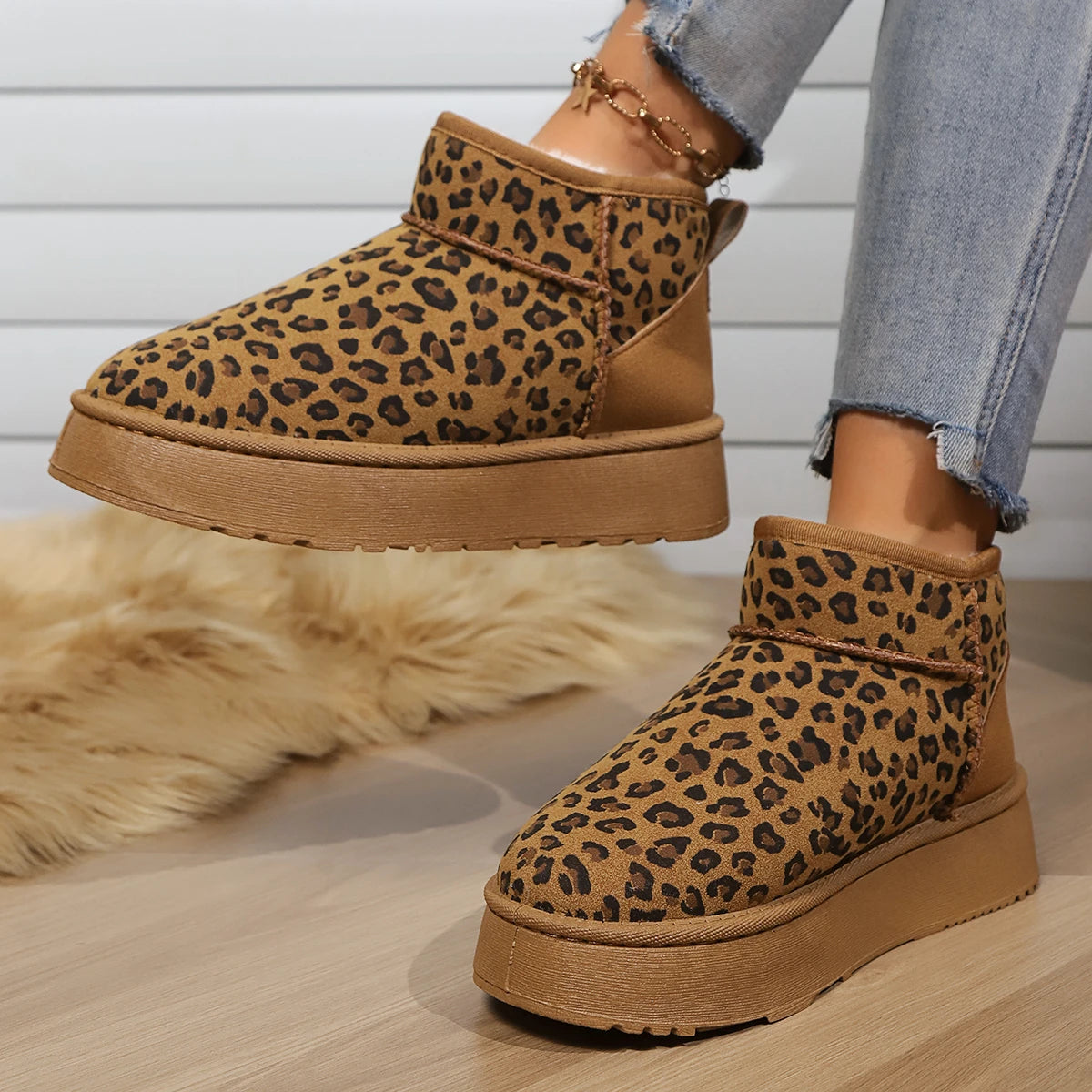 Leopard Print Non-slip Wear-resistant Plush Short Snow Boot