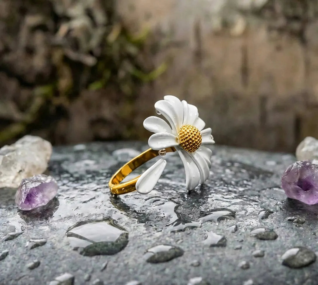 Vintage Daisy Flower Elegant Adjustable Ring