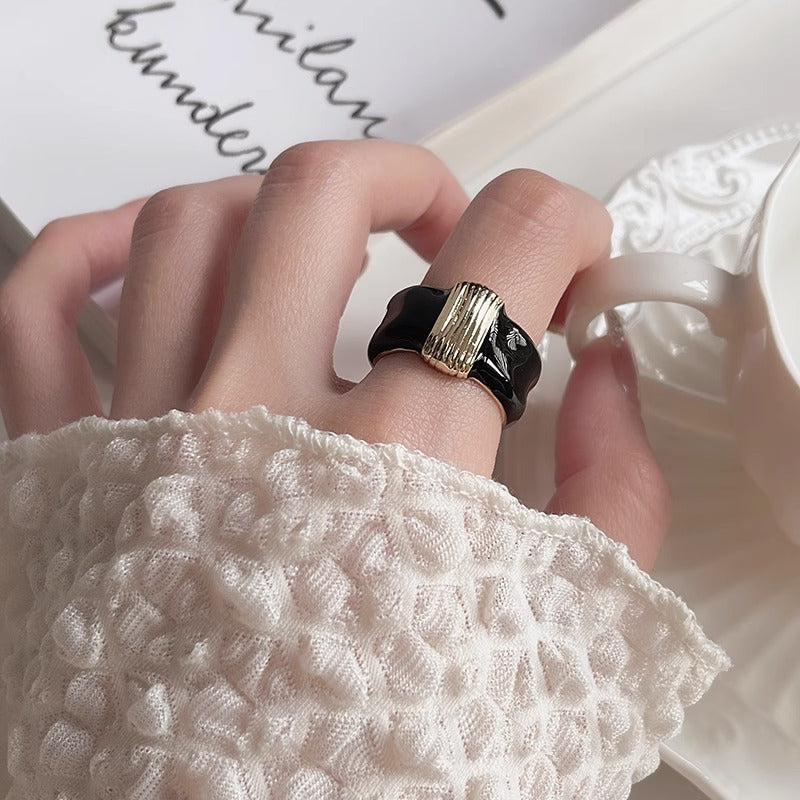 Statement Black Ring