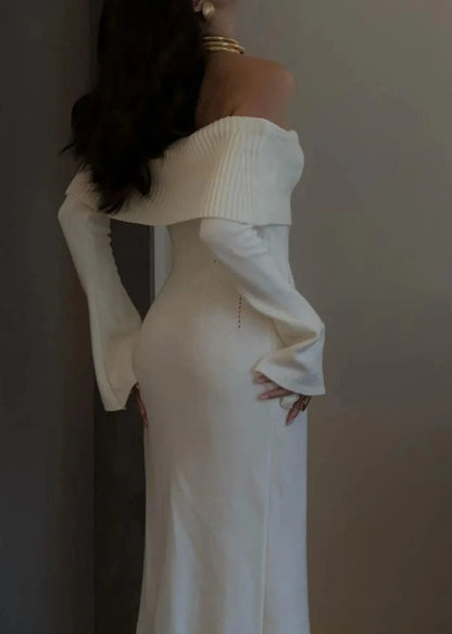 Off-shoulder Elegance - Ribbed Knit Maxi Dress