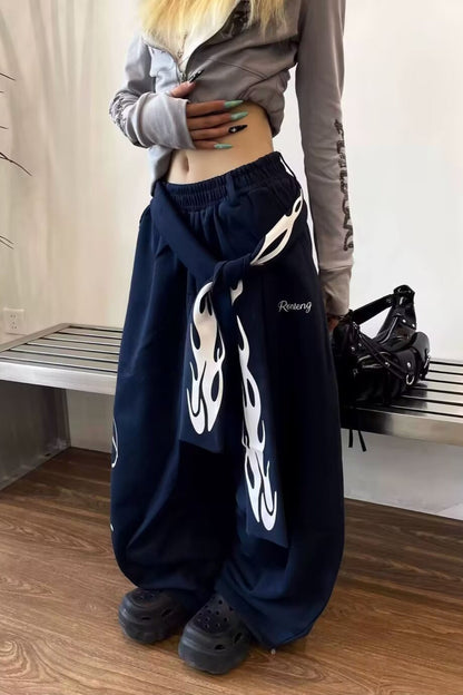 Flame Print Detachable Tie Curved Sweat Pants