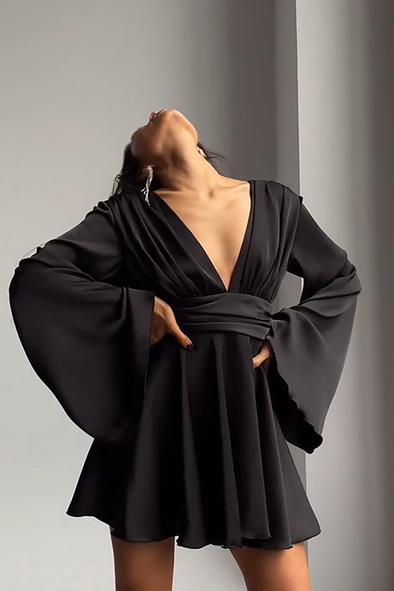 V-neck Bow Snug Long-sleeve Mini Dress