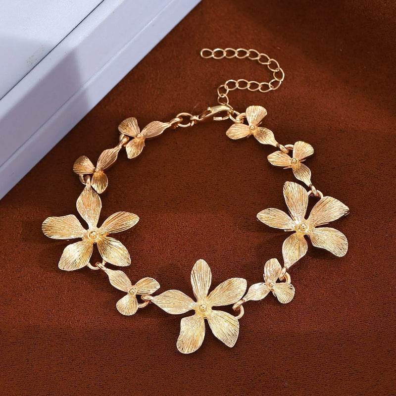 Elegant Flower Bracelet