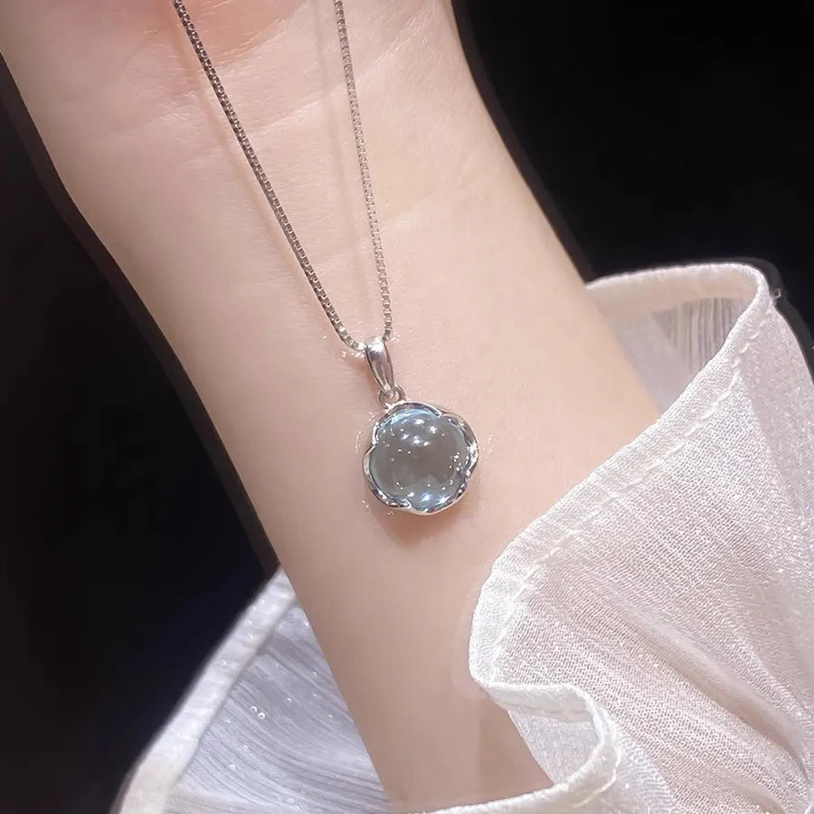 Elegant Crystal Necklace