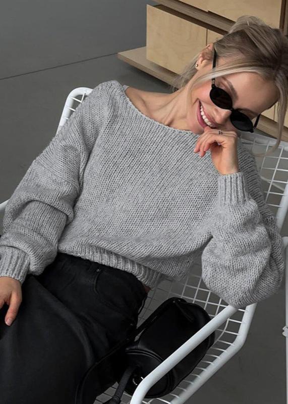 V-neck Backless Knit Sweater