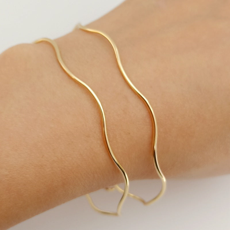 Elegant Gold Bracelet