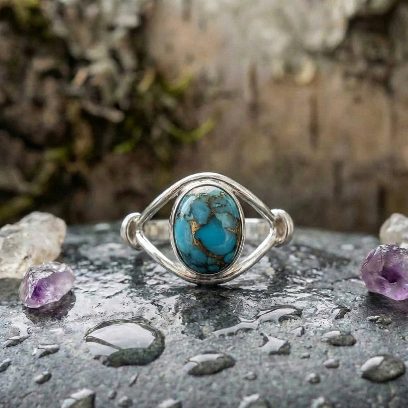 Vintage Exquisite Ethnic Style Green Stone Ring