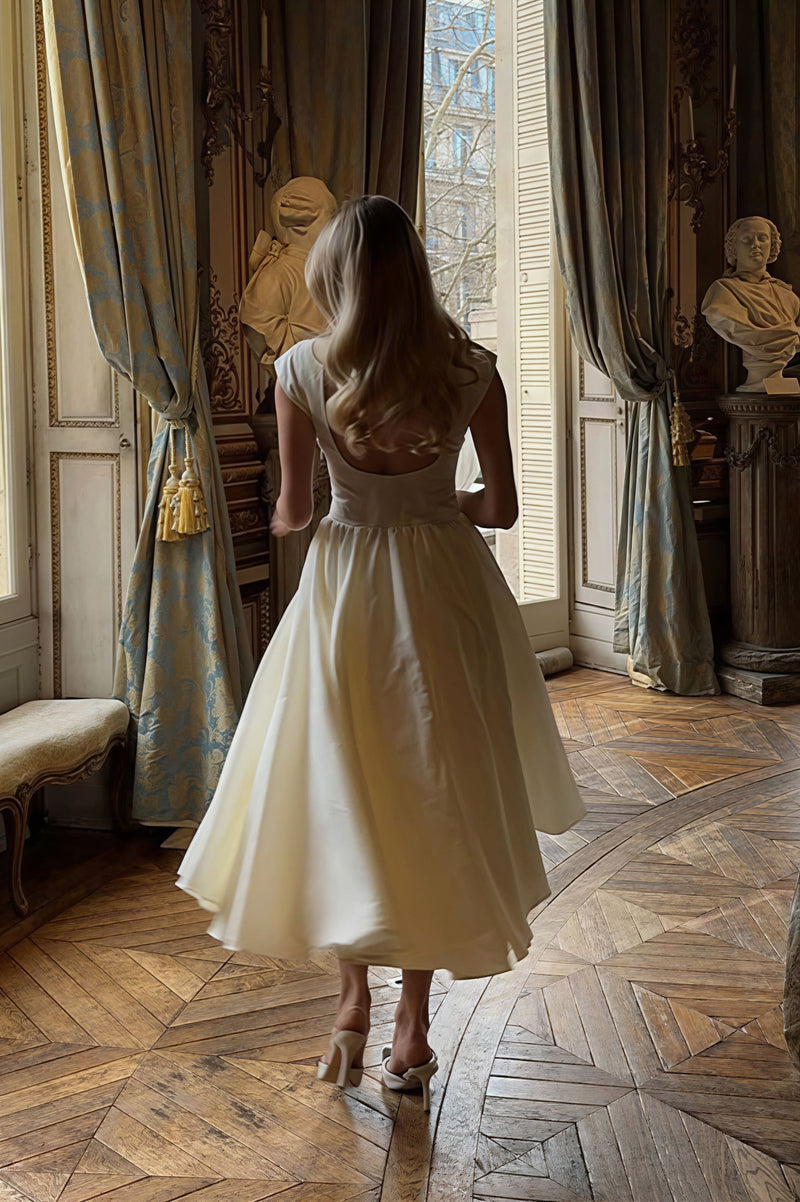 Minimalist Backless Swing Midi Dress
