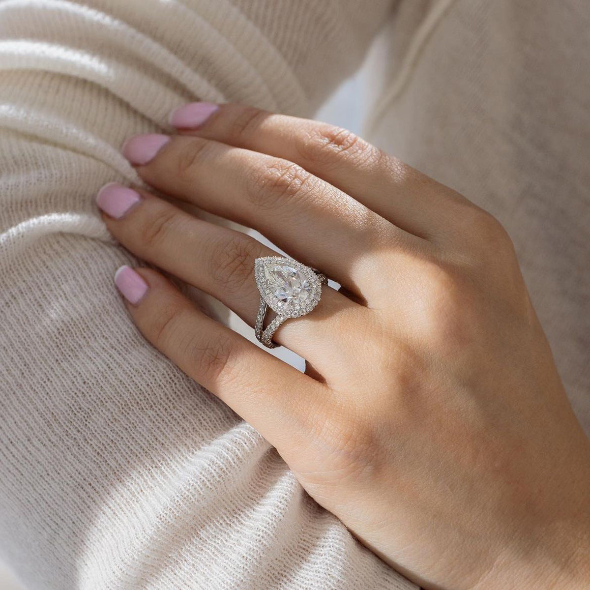 Elegant Pear Crystal Halo Split Ring