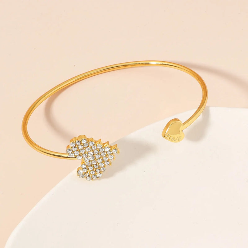 Elegant Crystal Heart Bracelet