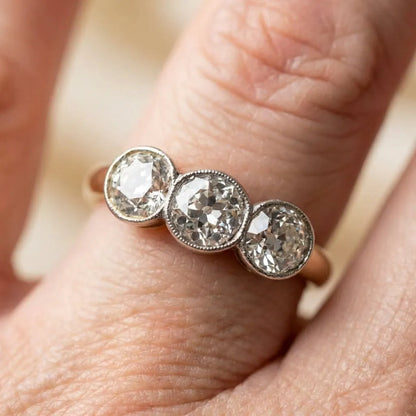 Vintage Three Glass Gold Ring