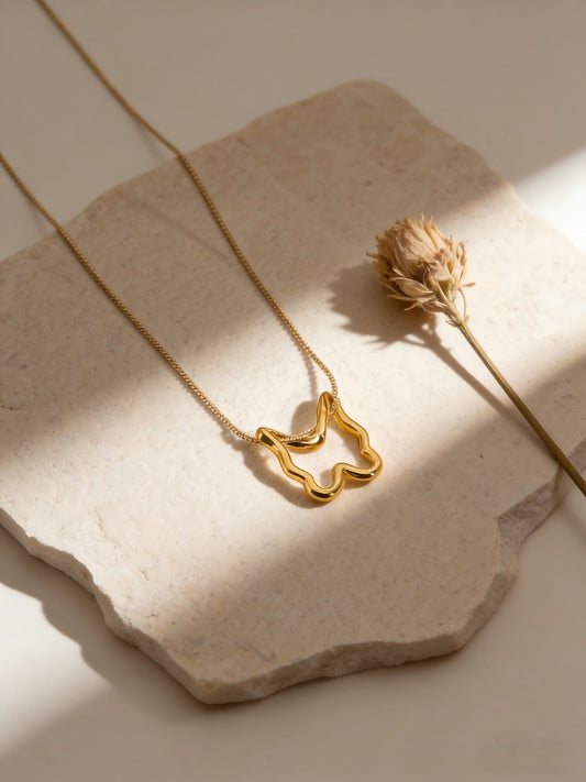 Minimalist Gold Necklace