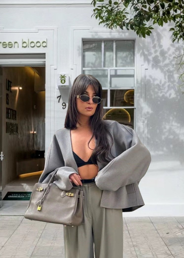 Minimalist V-neck Woolen Coat