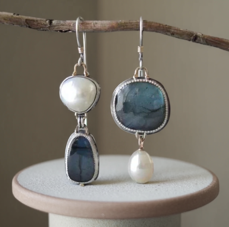 Stunning Earring for Daily Wear