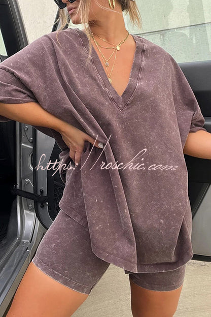 Serena Cotton Blend Oversized T-shirt and Cropped Stretch Cycling Pants