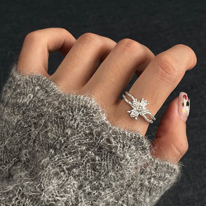 Elegant Snowflake Ring