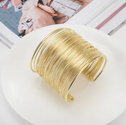 Classic Open Cuff String Gold