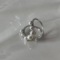Elegant Pearl Cluster Ring
