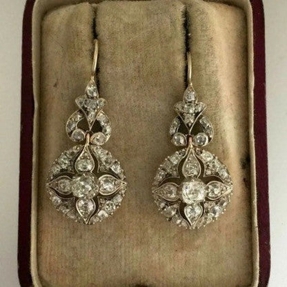 Stunning Earring for Daily Wear