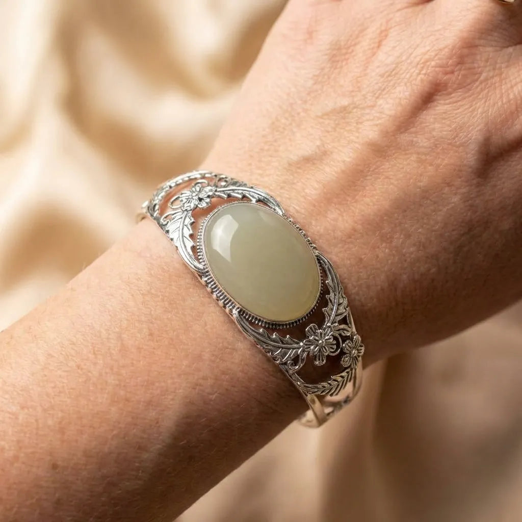 Vintage Silver Hollow Bangle Bracelet