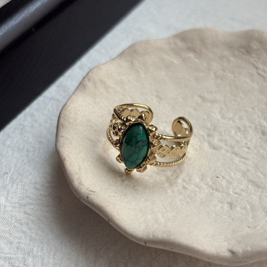 Vintage Emerald Ring