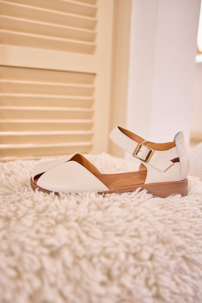 Rumour Has It | Tatum Leather Flat Sandal - Beige