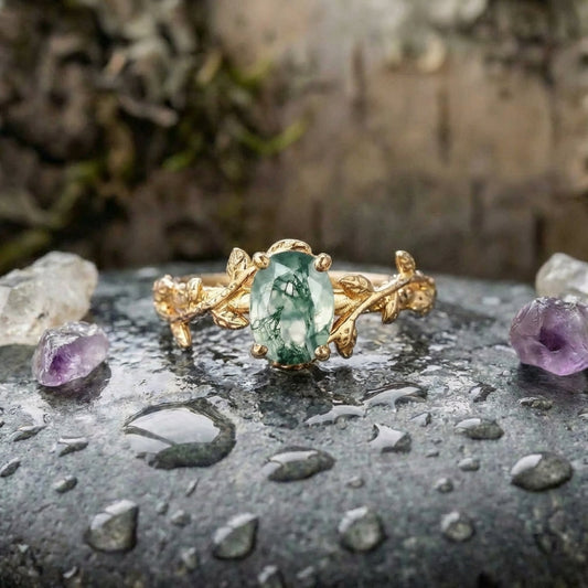 Elegant Moss Agate Ring