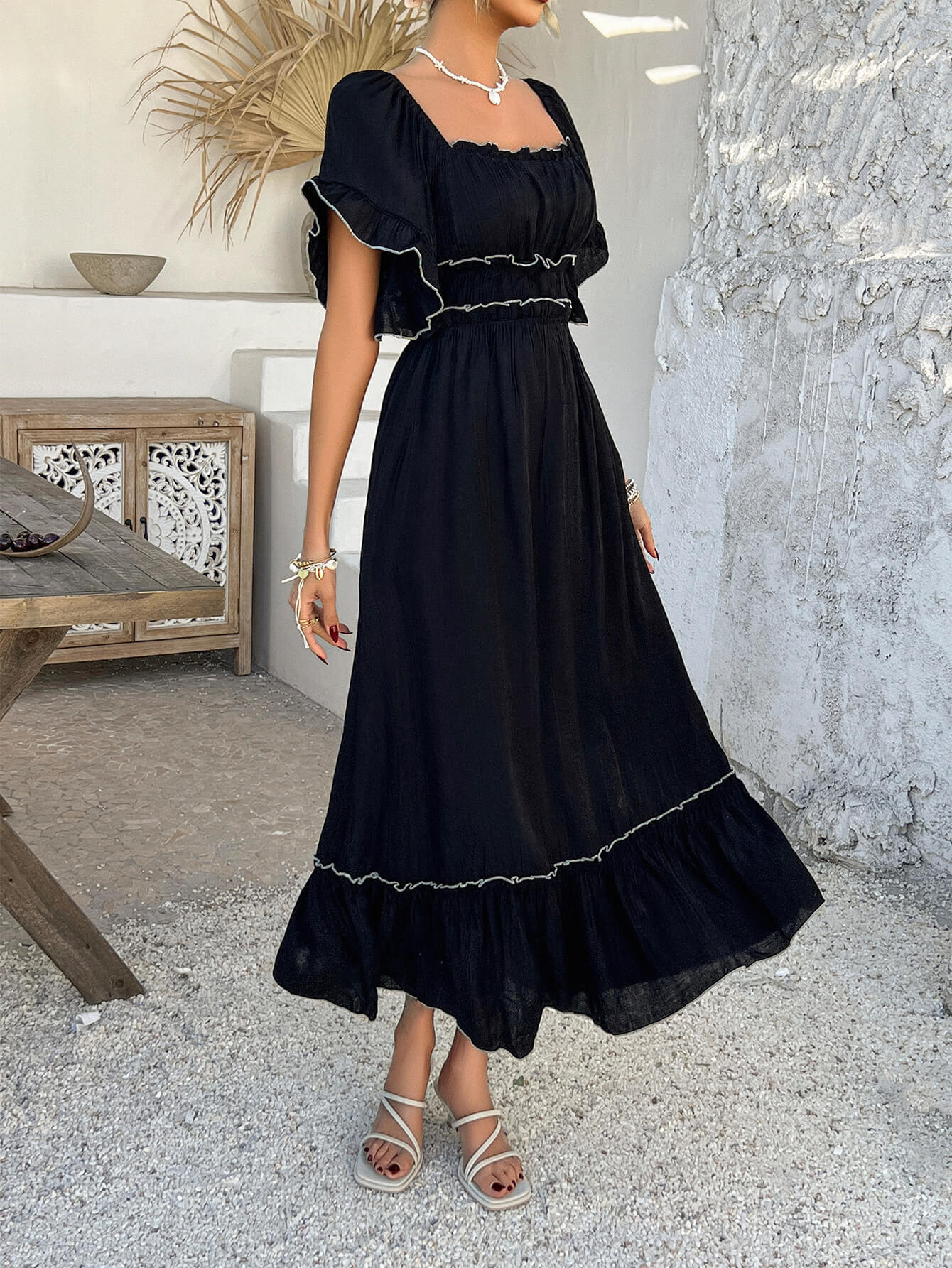 Aubrianna Ruched Contrast Trim Maxi Dress - Black