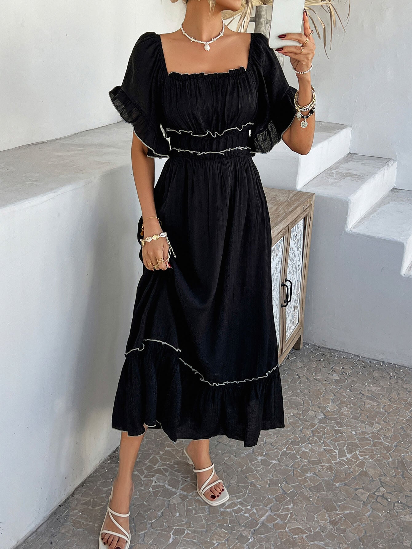 Aubrianna Ruched Contrast Trim Maxi Dress - Black