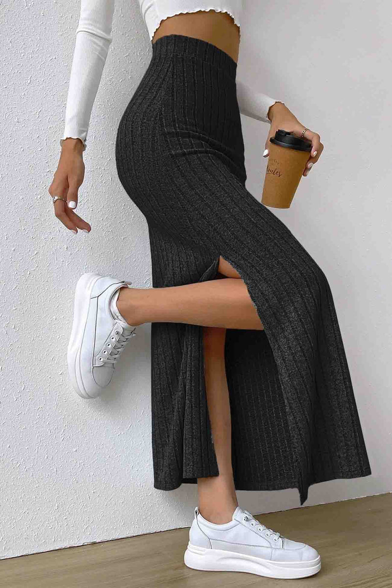 Color Slit Knitted Skirt