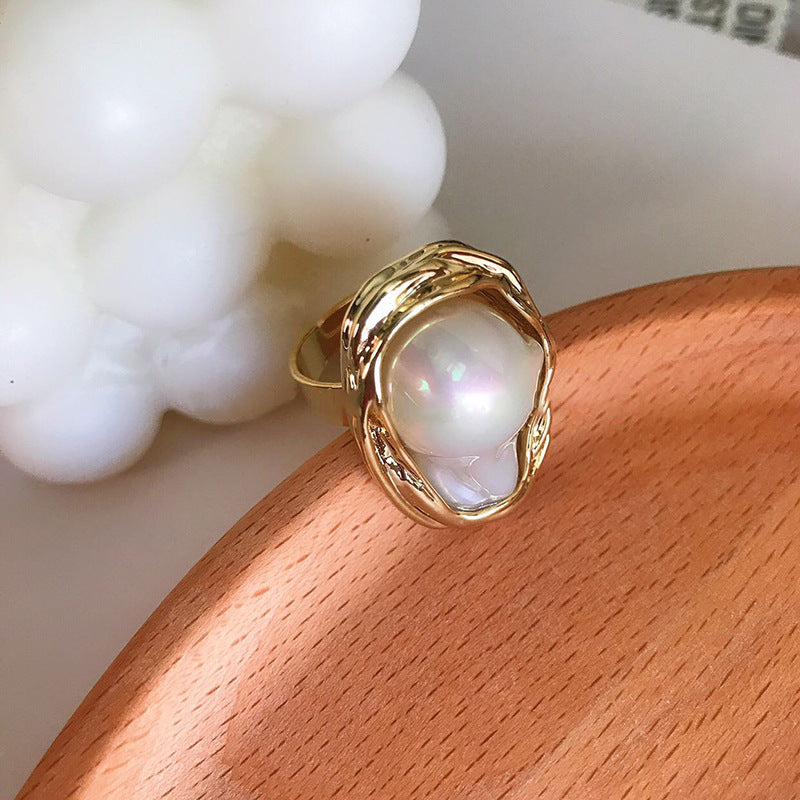 Elegant Pearl Ring
