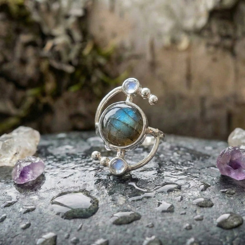 Elegant Labradorite Three Stone Ring