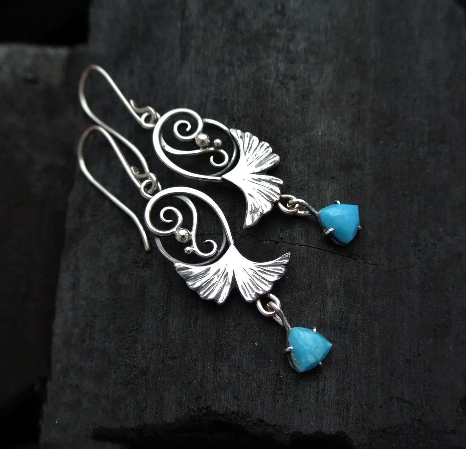 Vintage Turquoise Flower Earrings