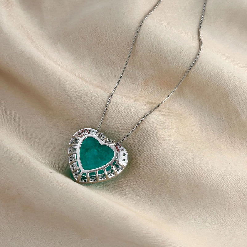 Elegant Emerald Heart Necklace