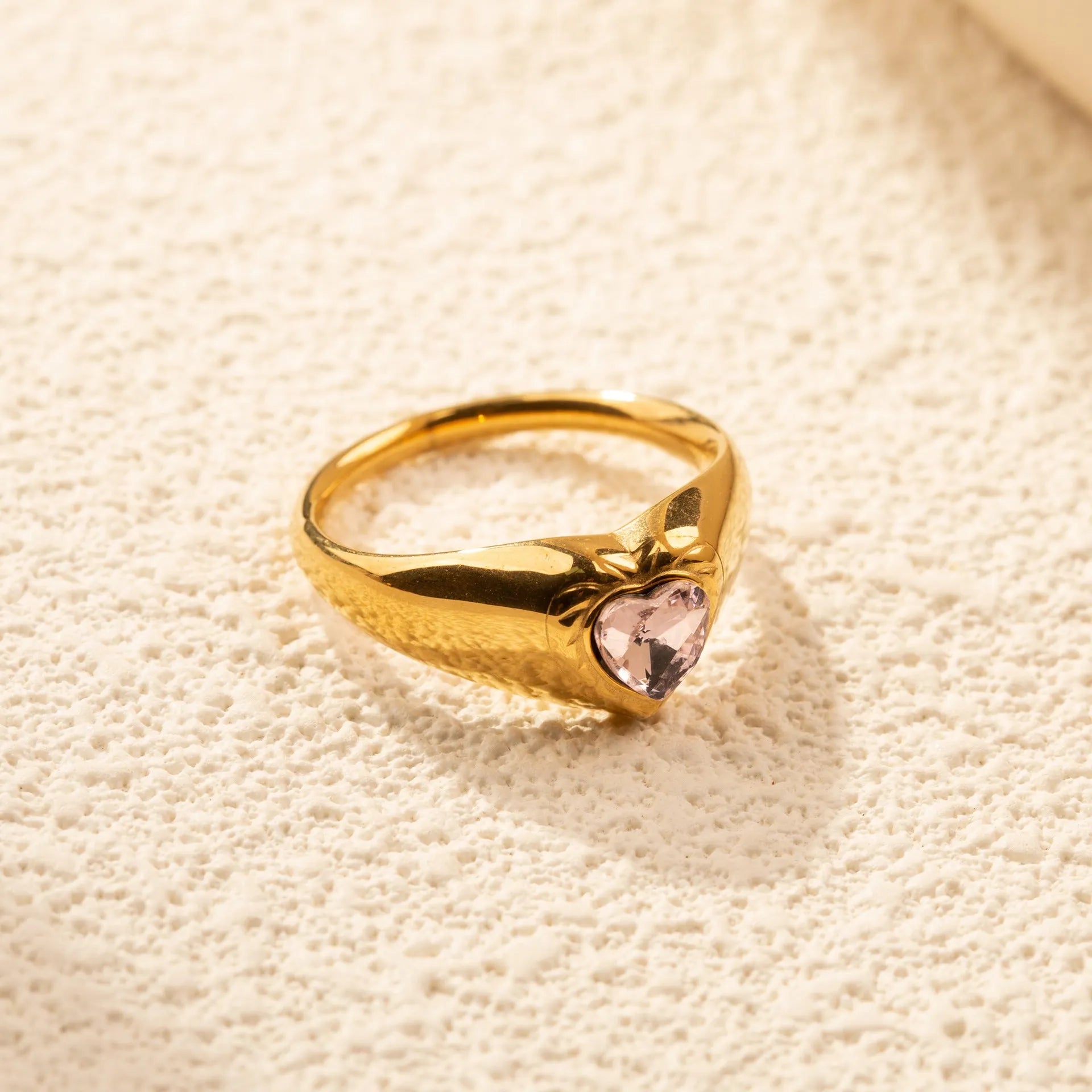 Elegant Amethyst Ring