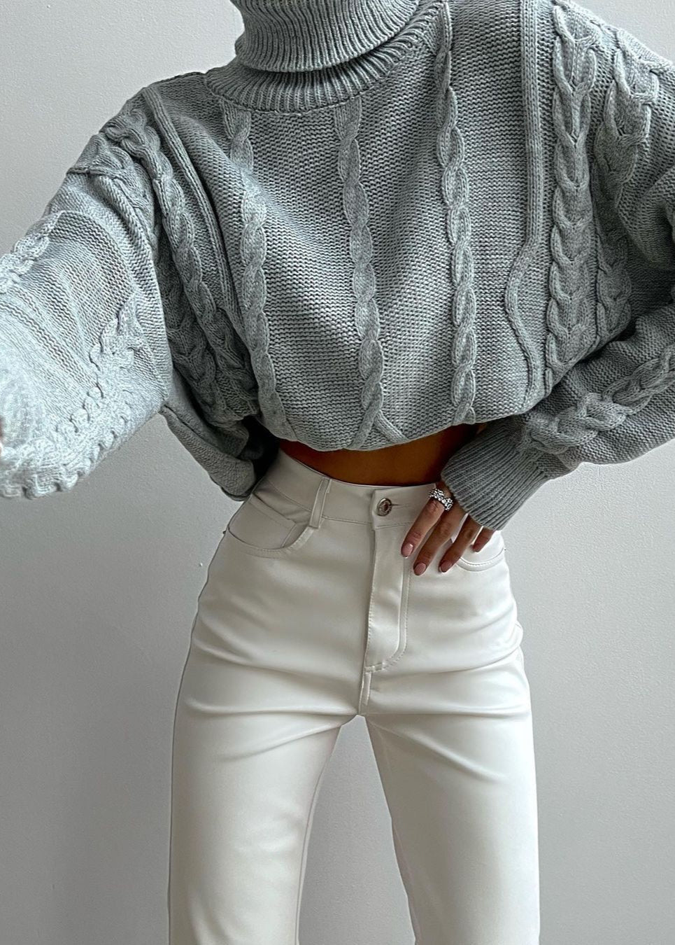 Cable Knit Cropped Turtleneck Sweater – ’s Chunky Knit Pullover