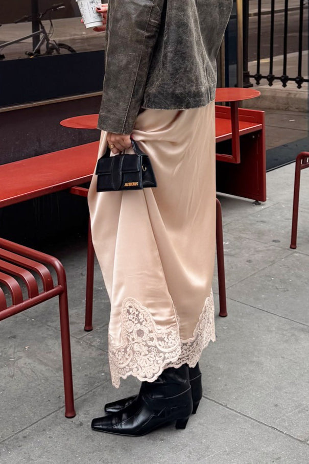 Lace Trim a Line Skirt