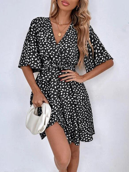 Half Sleeves Loose Pleated Printed Ruffled Tied Waist V-neck Mini Dresses