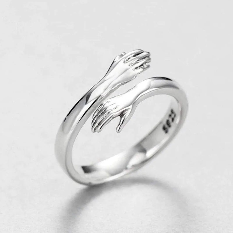 Classic Silver Ring with Timeless Appeal
