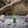 Vintage Green Stone Pendant Necklace