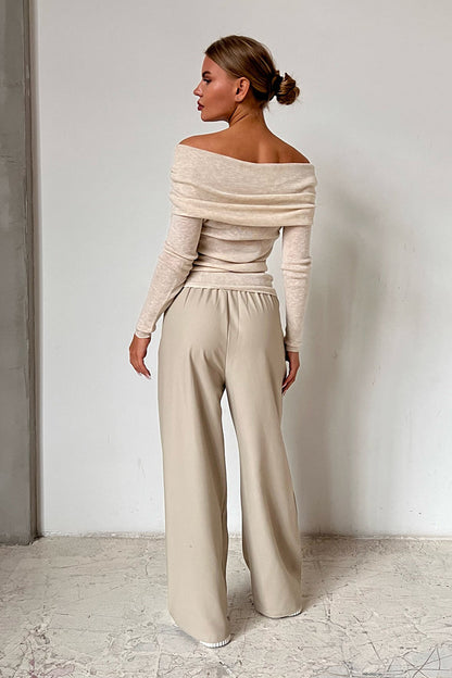 Off-shoulder Fitted Crew Neck Knit Sweater