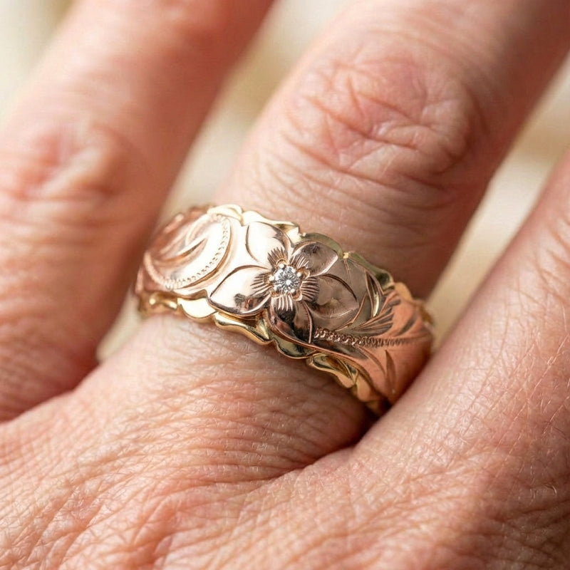 A Vintage Rose Gold Flower Engraved Ring