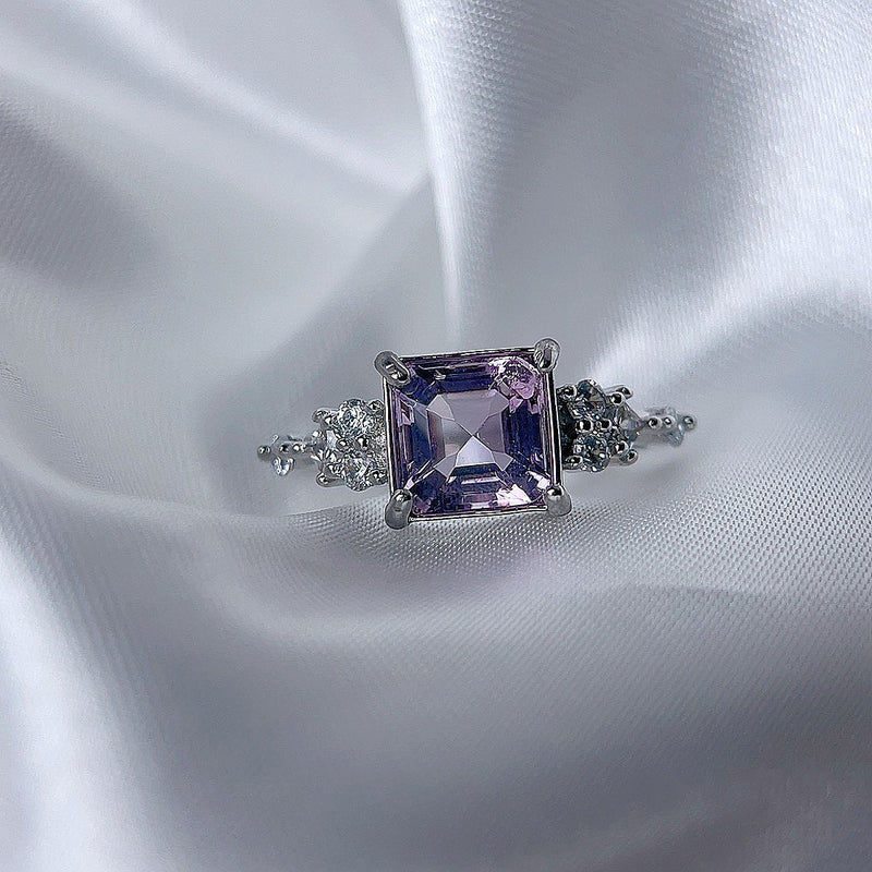 Elegant Amethyst Ring