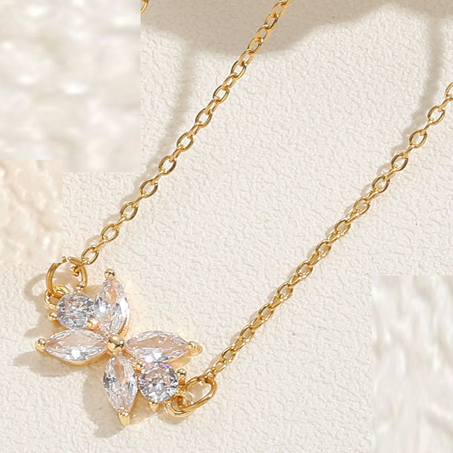 Elegant Crystal Flower Necklace