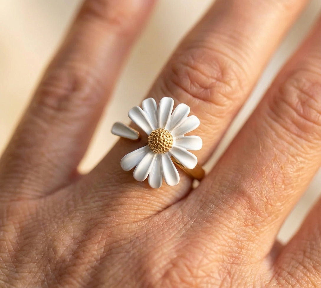 Vintage Daisy Flower Elegant Adjustable Ring