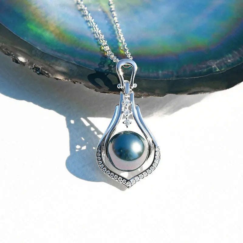 Elegant Pearl Necklace